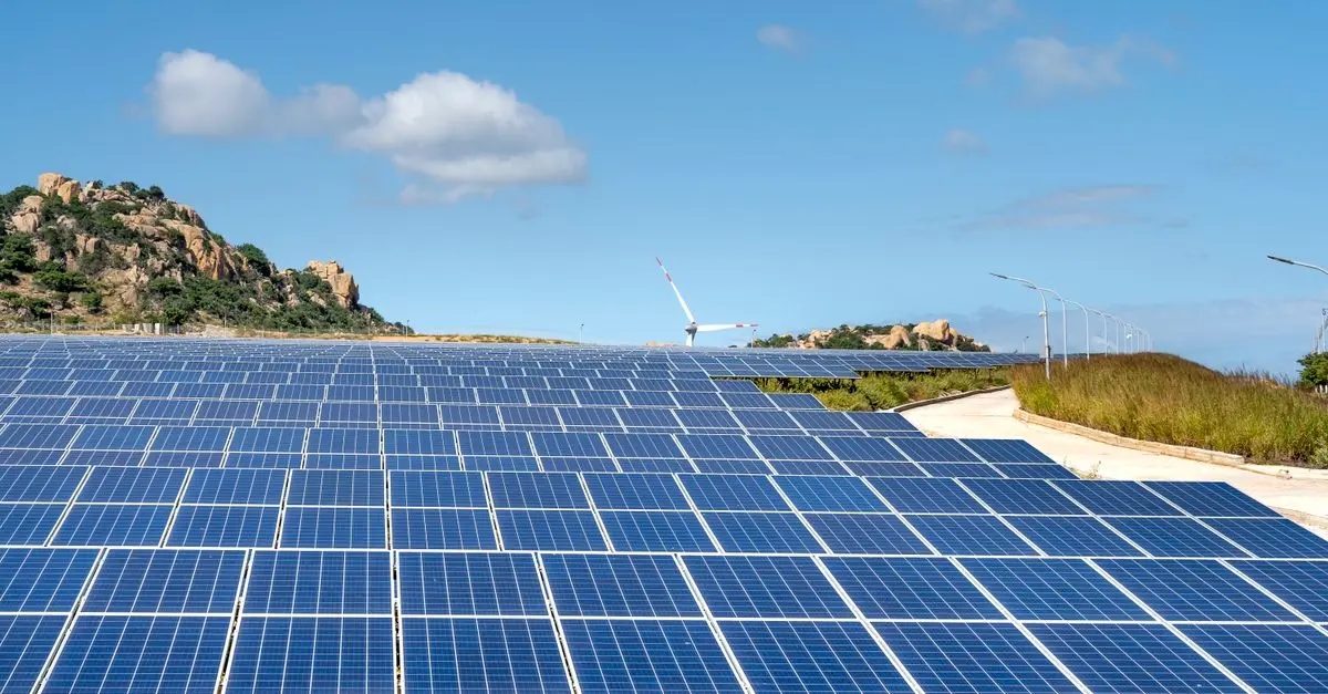 Quel avenir pour les panneaux solaires ? Perspectives et innovations