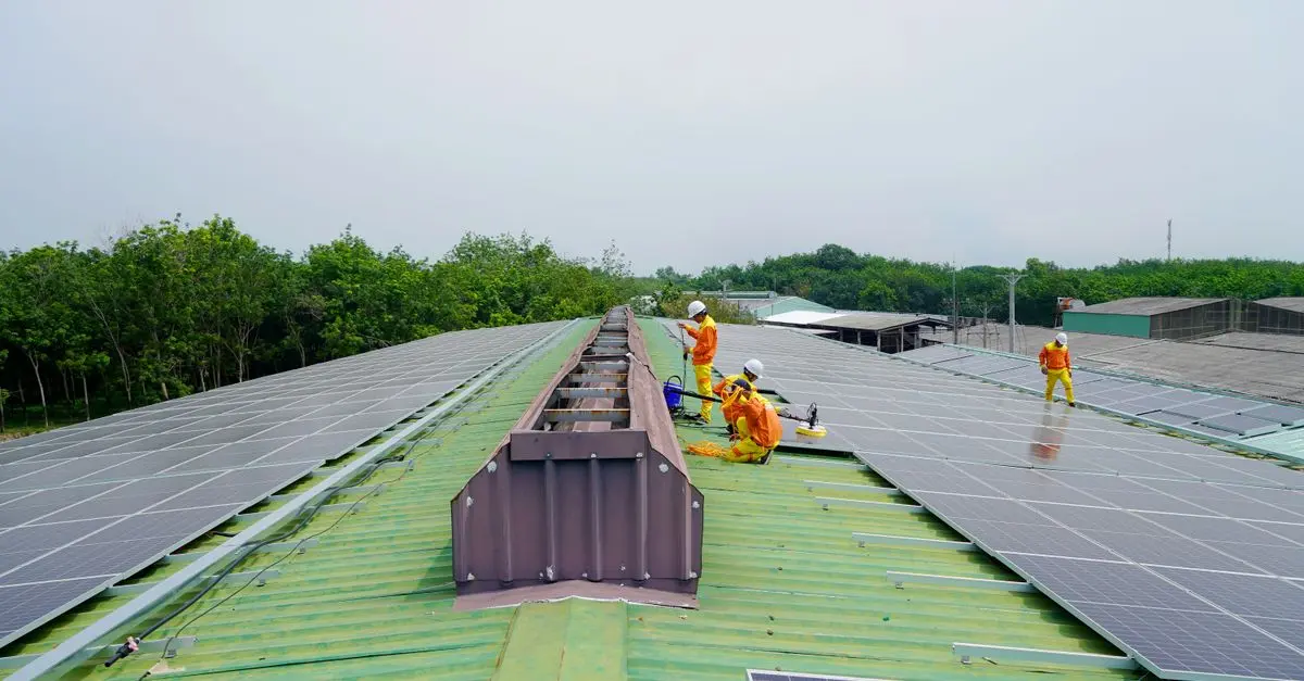 Les panneaux solaires hybrides : avantages et avenir prometteur