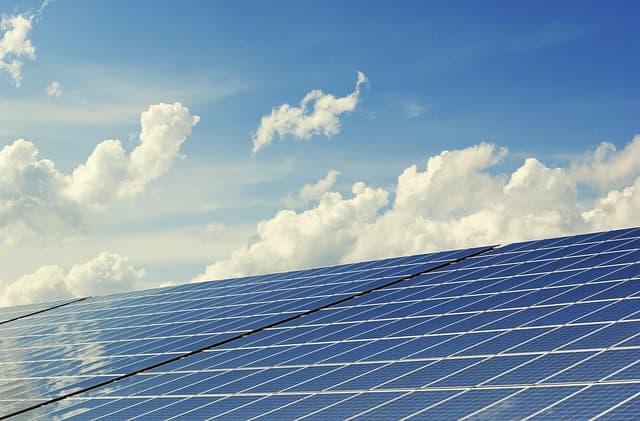 Les enjeux futurs des panneaux solaires pour l'énergie durable