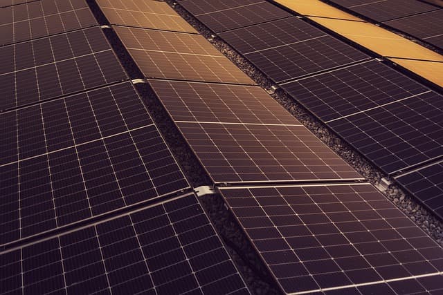 Quel avenir pour les panneaux solaires ? Innovations à explorer