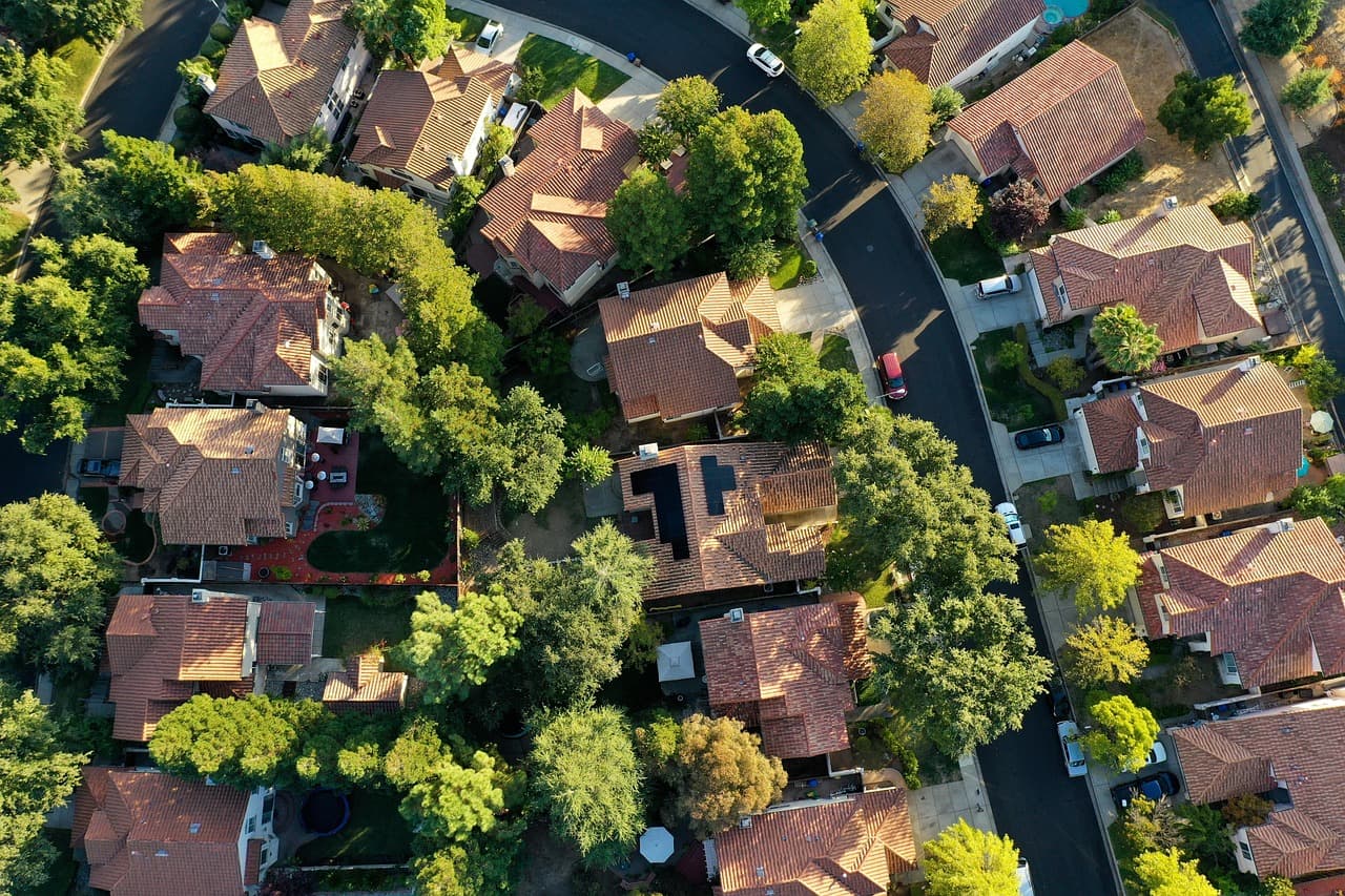 Panneaux solaires et transition énergétique : Un avenir en lumière